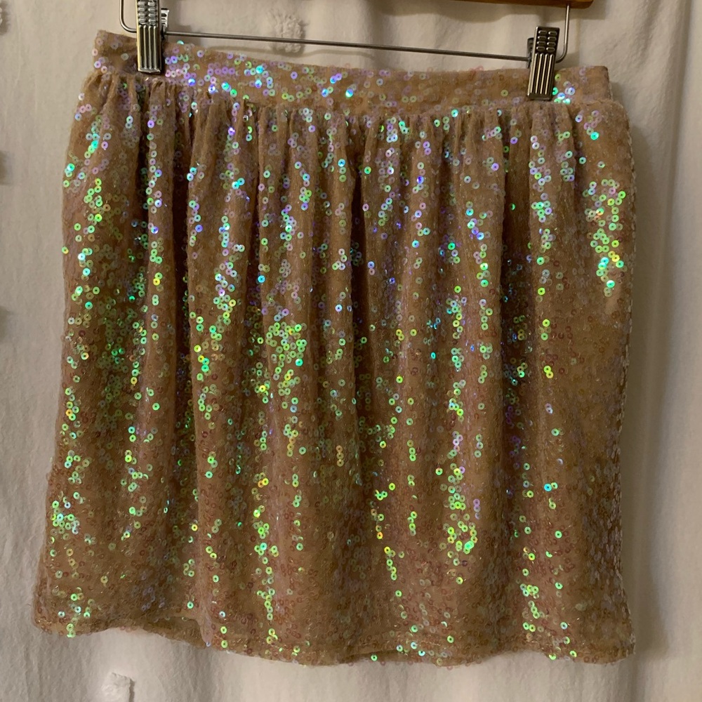 BCB generation skirt w/ sequins